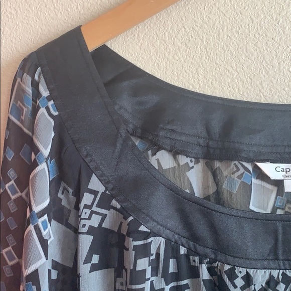 Capacity Blouse - Picture 6 of 7